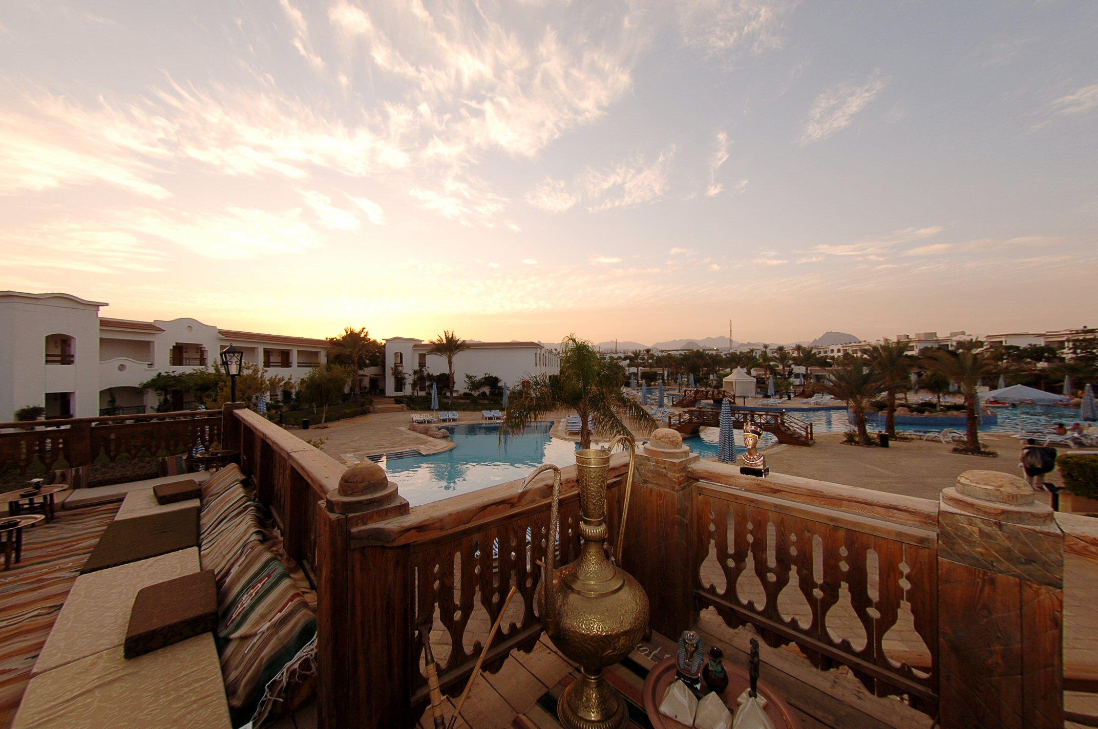 منتجع هيلتون شرم دريمز شرم الشيخ المظهر الخارجي الصورة Sunset at the resort