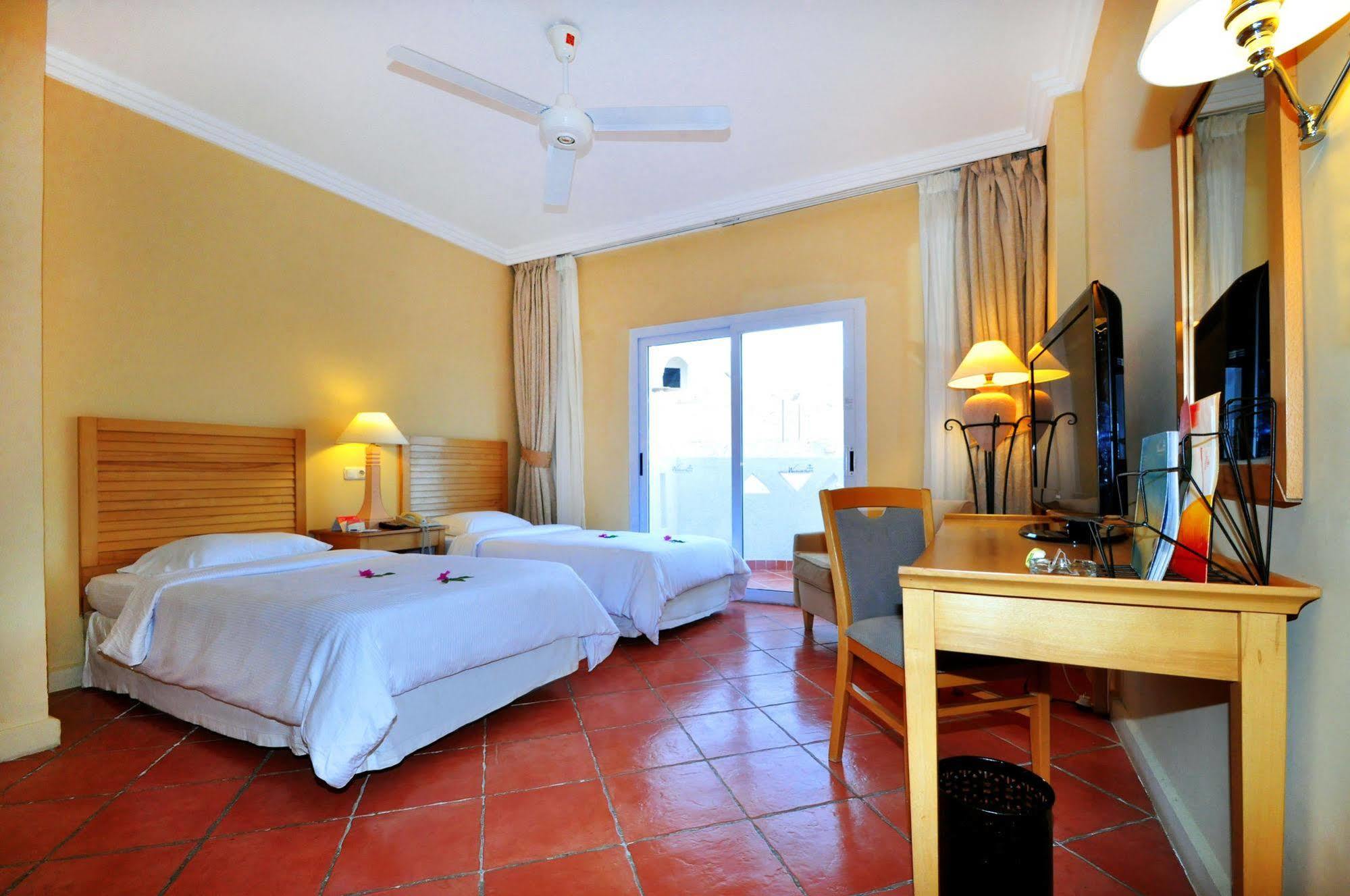 منتجع هيلتون شرم دريمز شرم الشيخ المظهر الخارجي الصورة A room at the hotel
